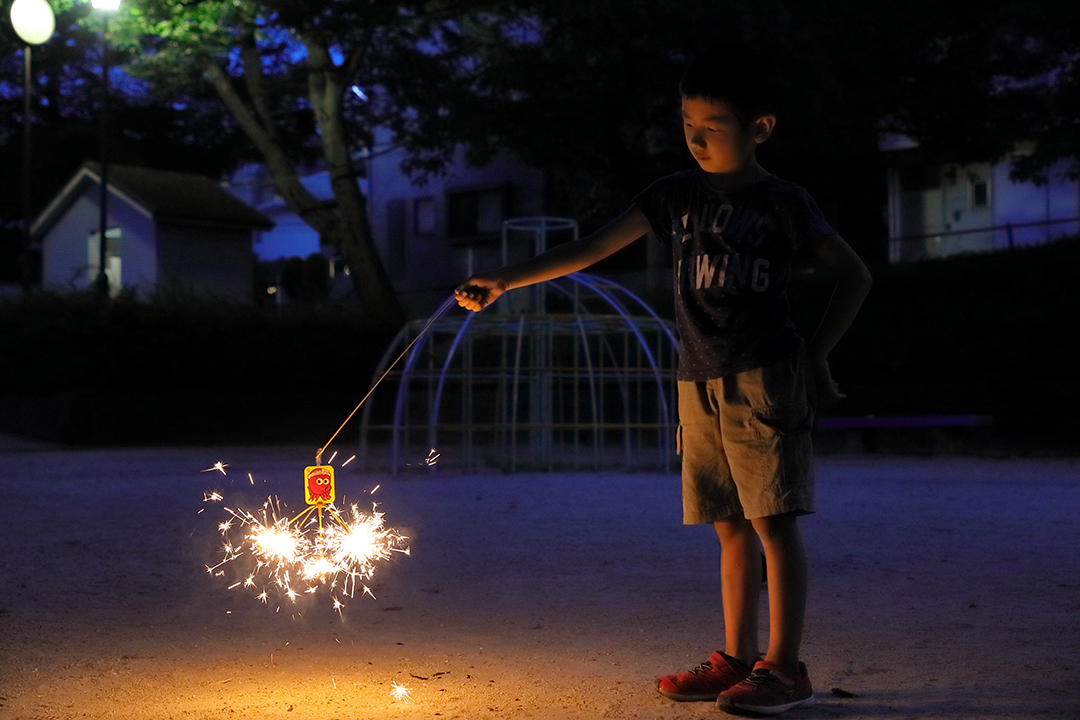 おもちゃ花火で人気の「たこおどり」
